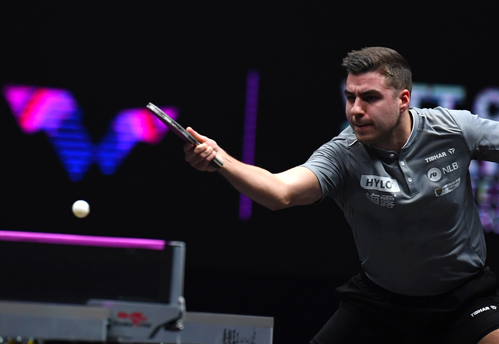 与此同时 与此同时